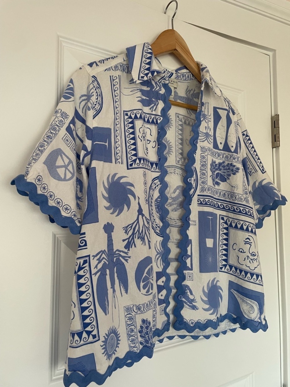 Calypso St. Barth Blue and White Mediterranean Resort Shirt, Small - Picture 2 of 6